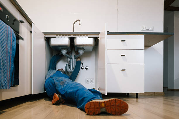 Professional Leak Detection technician working in West Harrison, IN